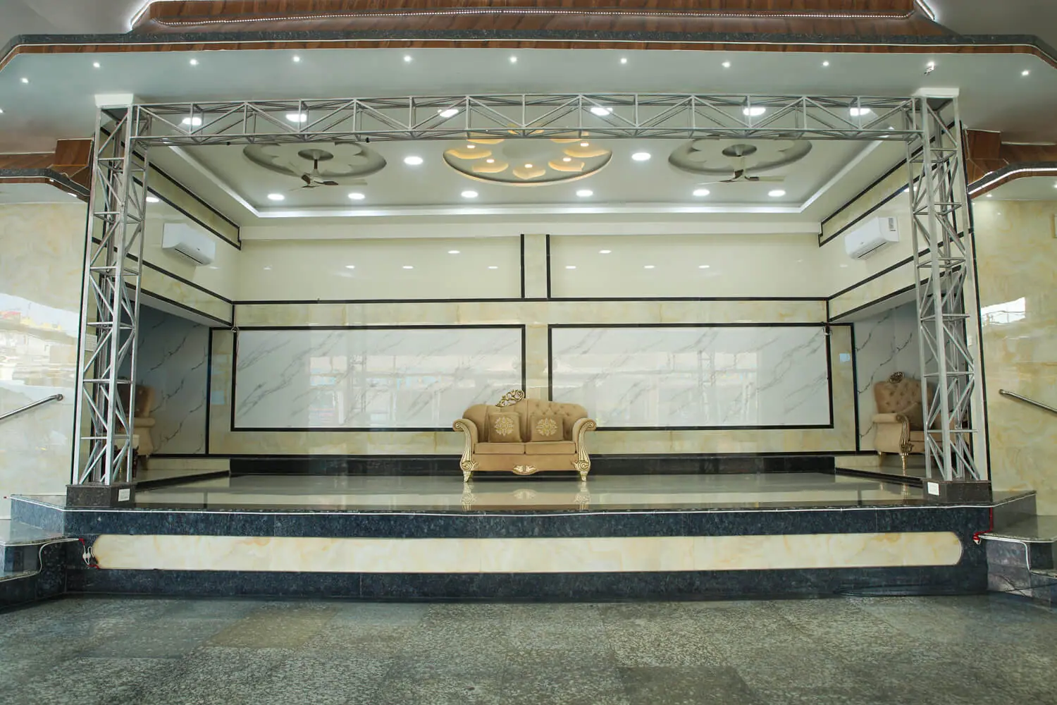 City Palace Hotel & Resort